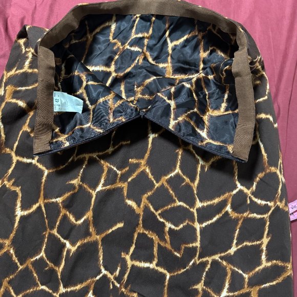 Dolce & Gabbana Animal Giraffe Print Skirt Vintage Size M, Italian 42, US6 - Picture 12 of 13